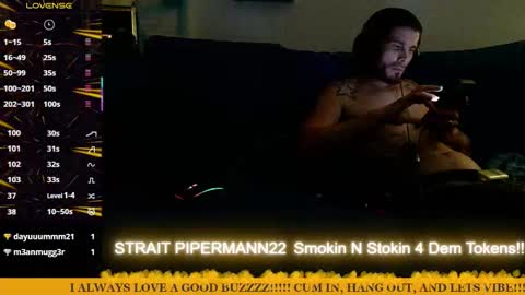 Snapshot of straitpipermann22 chatting on December 2025 01:44:02 AM straitpipermann22 online show from December 2025 01:44:02 AM