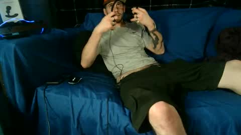 Snapshot of straitpipermann22 chatting on December 2025 07:43:01 PM straitpipermann22 online show from December 2025 07:43:01 PM