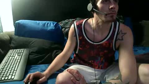 Snapshot of straitpipermann22 chatting on January 2026 11:40:02 PM straitpipermann22 online show from January 2026 11:40:02 PM