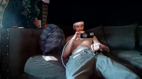 Snapshot of straitpipermann22 chatting on February 2026 09:08:01 PM straitpipermann22 online show from February 2026 09:08:01 PM