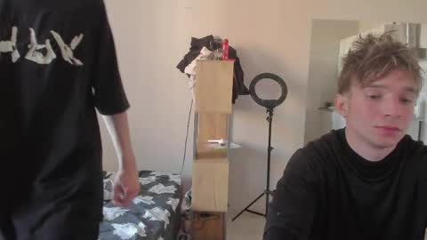 Ray online show from June 2026 04:47:02 AM