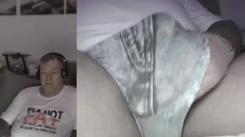 Snapshot of stranger1966 chatting on February 2025 05:04:01 AM Stranger online show from February 2025 05:04:01 AM