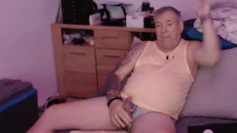 Snapshot of stranger1966 chatting on September 2025 09:31:02 PM Stranger online show from September 2025 09:31:02 PM