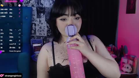 Snapshot of strangergirlxxx chatting on January 2025 10:43:01 AM Carla Independent model online show from January 2025 10:43:01 AM