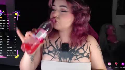 Snapshot of strangergirlxxx chatting on June 2026 08:17:01 AM Carla Independent model online show from June 2026 08:17:01 AM