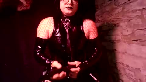 Mistress kinki online show from April 2026 07:17:02 AM
