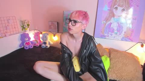 strawberry_kitty_ online show from November 2025 03:01:02 PM