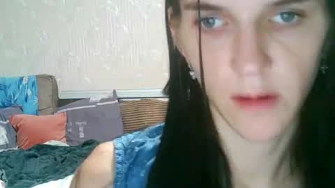 Strawberry Storm online show from October 2025 07:03:02 PM