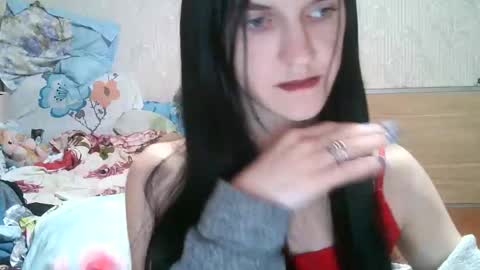 Strawberry Storm online show from April 2026 06:19:02 PM