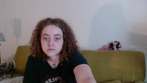 Strawberrylotsacake online show from May 2026 11:39:02 AM
