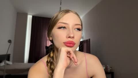 Streis  open pvt online show from February 2026 08:46:02 AM