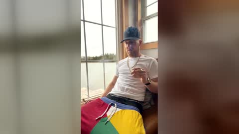 strokinbytheocean online show from April 2026 02:15:01 PM