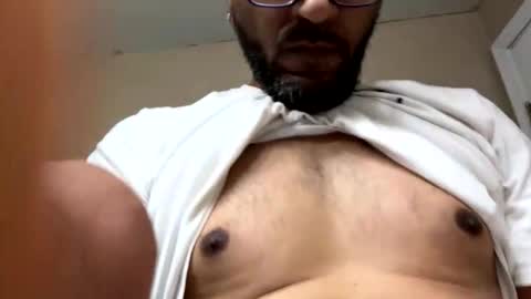 Snapshot of strokingoffking chatting on May 2026 05:51:02 PM strokingoffking online show from May 2026 05:51:02 PM