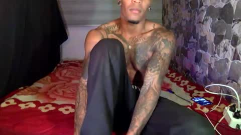 Snapshot of strong_blackboy chatting on January 2026 02:50:01 AM strong blackboy online show from January 2026 02:50:01 AM