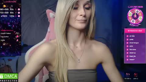Snapshot of strongalice chatting on March 2026 10:43:01 PM The best athletic body on the site online show from March 2026 10:43:01 PM