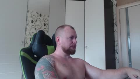 Alex online show from October 2025 08:37:02 AM