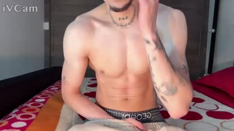 stronghardlatino online show from July 2026 06:25:01 PM