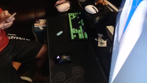 stud69861714 online show from September 2025 06:18:01 AM