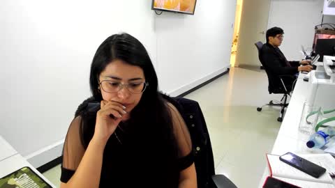 studcb_ online show from January 2025 04:52:02 PM