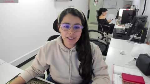 studcb_ online show from January 2026 10:26:01 PM