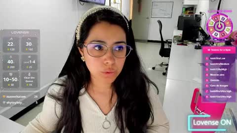 studcb_ online show from May 2026 08:39:01 PM