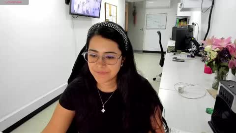 studcb_ online show from May 2026 10:38:02 PM