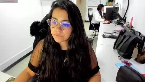 studcb_ online show from May 2026 09:21:01 PM