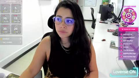 studcb_ online show from May 2026 11:12:01 PM