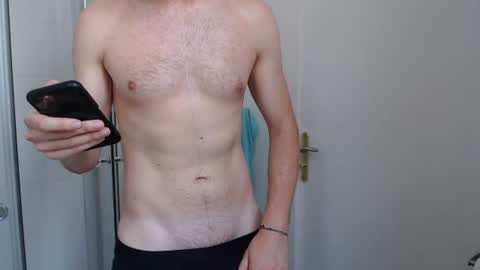 Snapshot of studfromparis chatting on June 2026 10:30:02 AM Stud From Paris online show from June 2026 10:30:02 AM