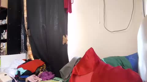 IG livinlavidakhai online show from October 2025 04:19:02 AM