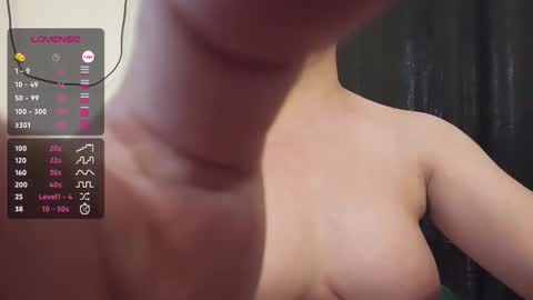 IG livinlavidakhai online show from October 2025 04:43:02 AM