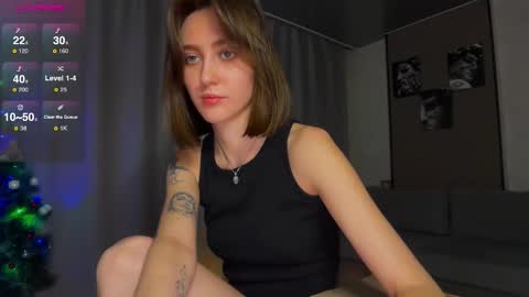 Snapshot of su_11111 chatting on December 2025 05:16:01 AM LINA online show from December 2025 05:16:01 AM