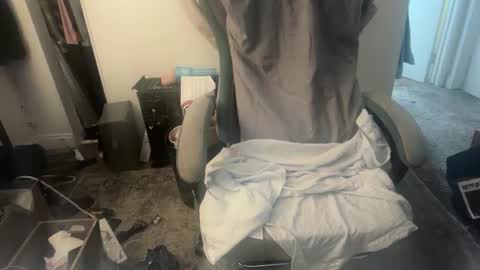 Snapshot of sub_boy221059 chatting on November 2025 11:07:02 PM sub_boy221059 online show from November 2025 11:07:02 PM