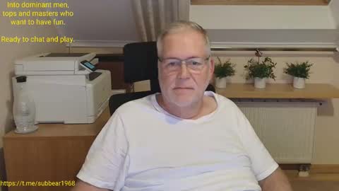 Snapshot of subbear1968 chatting on May 2026 08:05:02 PM subbear1968 online show from May 2026 08:05:02 PM