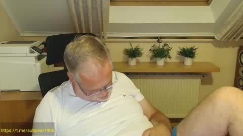 Snapshot of subbear1968 chatting on May 2026 08:50:02 PM subbear1968 online show from May 2026 08:50:02 PM