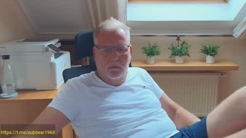 Snapshot of subbear1968 chatting on June 2026 02:45:02 PM subbear1968 online show from June 2026 02:45:02 PM