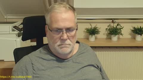 Snapshot of subbear1968 chatting on June 2026 08:09:01 PM subbear1968 online show from June 2026 08:09:01 PM