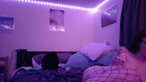 Snapshot of subbypunkruby77 chatting on January 2025 04:49:01 AM SubbyPunkRuby online show from January 2025 04:49:01 AM