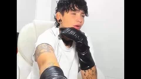 Snapshot of subgirlrs chatting on October 2025 03:13:01 PM subgirlrs online show from October 2025 03:13:01 PM