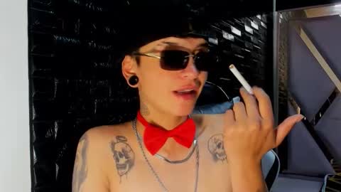 Snapshot of subgirlrs chatting on November 2025 03:39:02 AM subgirlrs online show from November 2025 03:39:02 AM