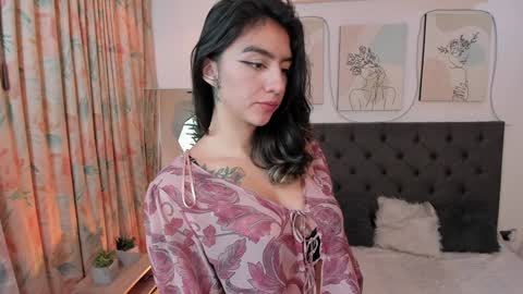 Snapshot of sublimetouch chatting on January 2025 08:21:01 PM Zoe online show from January 2025 08:21:01 PM