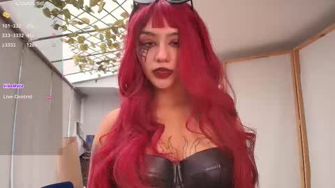 Snapshot of sublimetouch chatting on October 2025 05:14:02 PM Zoe online show from October 2025 05:14:02 PM