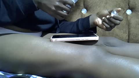 Snapshot of submissive_slut001 chatting on January 2025 10:22:02 PM submissive_slut001 online show from January 2025 10:22:02 PM