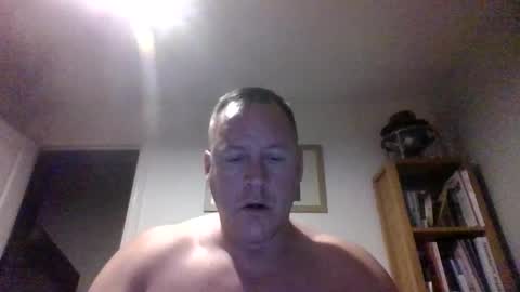 Sub Male online show from May 2026 09:45:02 PM
