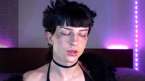 Snapshot of succubot chatting on September 2025 08:29:01 AM Angel online show from September 2025 08:29:01 AM