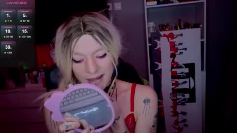 succubu_ss online show from March 2026 04:42:01 AM