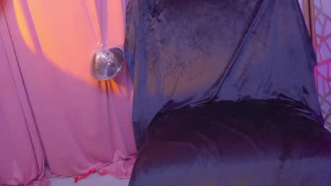 Succubus RoseMilk online show from May 2026 11:21:01 PM