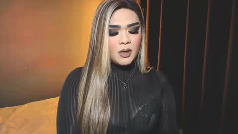 Snapshot of suckablecockoffreya chatting on December 2024 06:17:02 PM JADE ELYSE online show from December 2024 06:17:02 PM