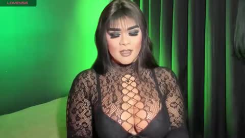 Snapshot of suckablecockoffreya chatting on November 2025 06:18:02 PM JADE ELYSE online show from November 2025 06:18:02 PM