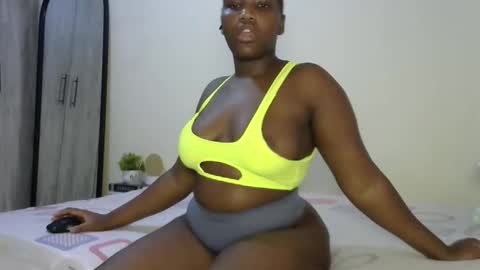 Beverly online show from October 2025 08:59:01 AM